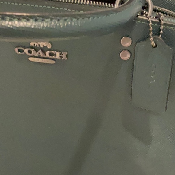 Dark green leather Coach pocketbook EUC - Picture 3 of 8